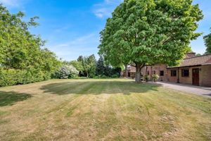 Photo 19- click for photo gallery